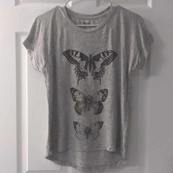 Freeze Tops - Gray Shirt w/ Butterflies